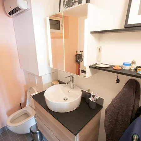 Hostnfly - Beautiful And Modern Apt Near Montmartre